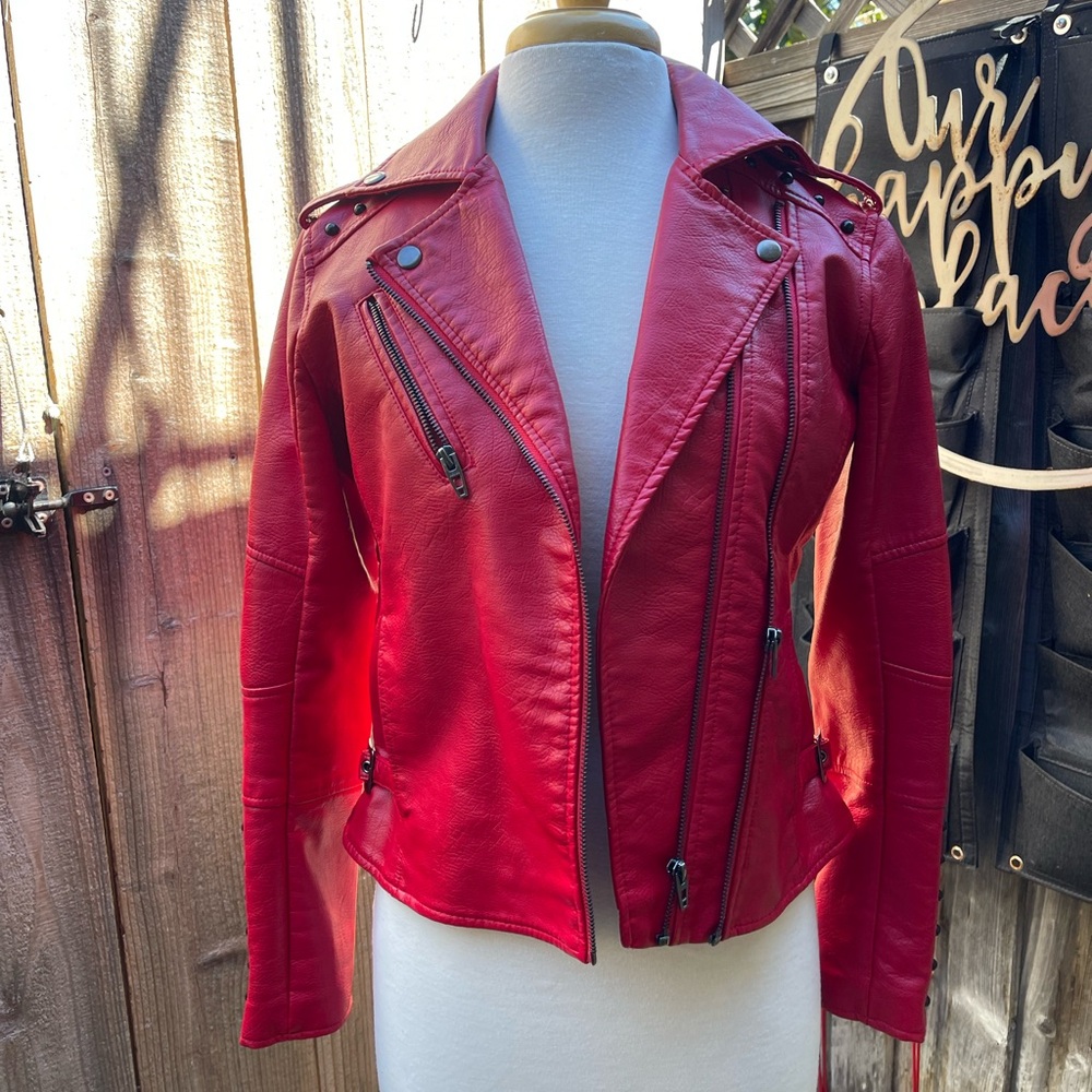 Red Leather Women's Jacket - Picture 4 of 10